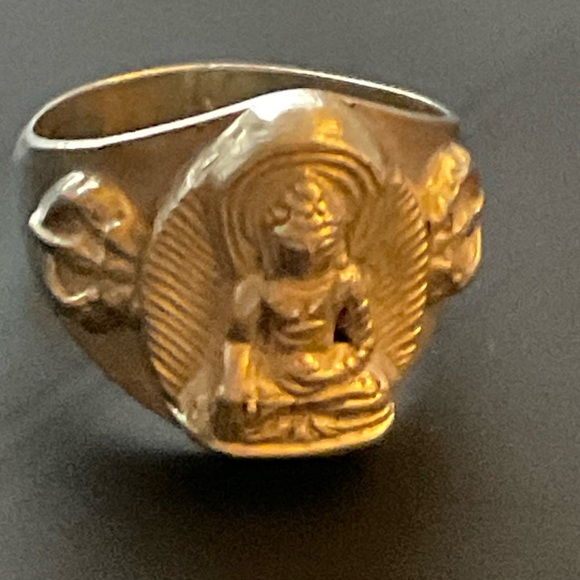 Silver Buddha Ring - Picture 2 of 9